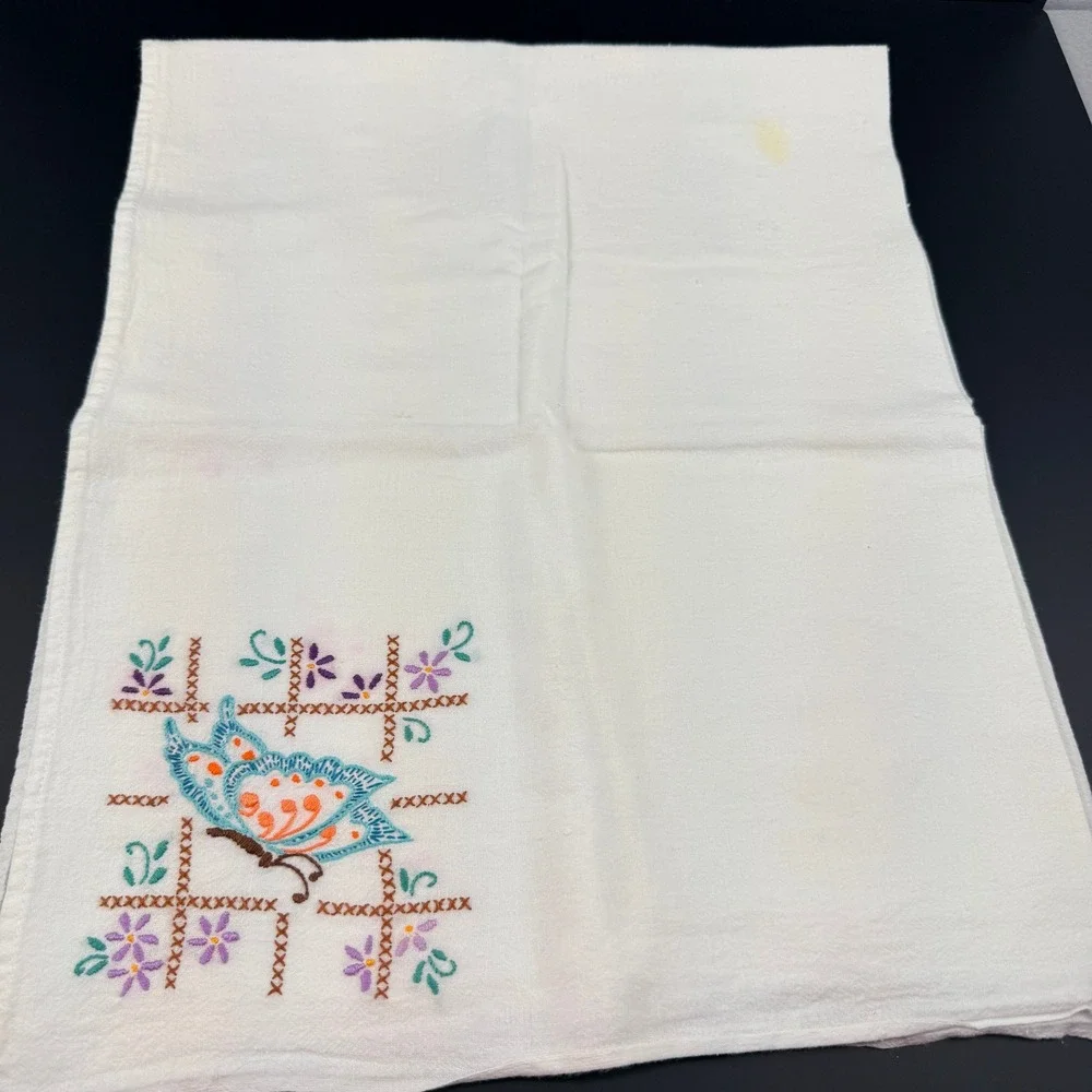 Vtg Hand Embroidered LARGE Butterfly Tea Towels Set of 3‎ White Cotton Floral